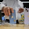 Apple says software bug behind overheating of new iPhones; fix coming
