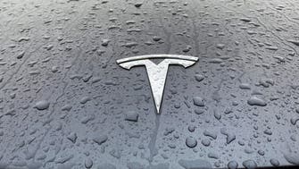  Tesla lowers range estimates as US regulators tighten vehicle-test rules