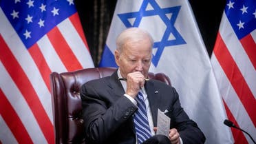 El presidente Joe Biden hace una pausa durante una reunión con el primer ministro israelí Benjamin Netanyahu en Tel Aviv, Israel, el 18 de octubre de 2023. (Reuters)