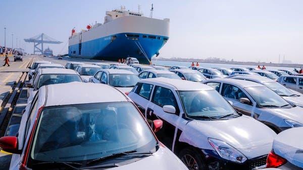 مصر تفرج عن 25 ألف سيارة مستوردة للمصريين بالخارج