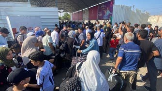 قاهره: عبور دوتابعیتی‌ها از رفح منوط به انتقال ایمن مجروحان به مصر است 