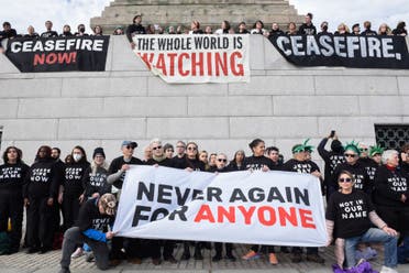 Jewish Voice for Peace Leads Protest of Thousands in NYC's Grand Central  Station