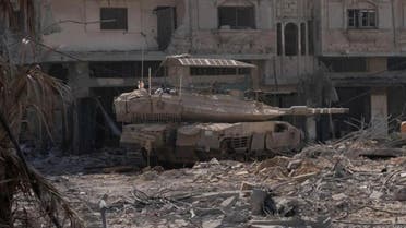 سات نومبر  2023 کی تصویر میں غزہ میں اسرائیلی ٹینک نظر آرہا