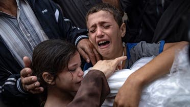 مشاهد من غزة : أطفال من غزة فقدوا ذويهم - أسوشييتد برس