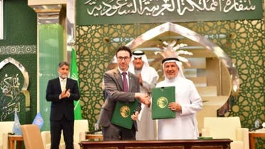 KSrelief signs 4 agreements worth SR150 million for relief aid to Palestinians in Gaza