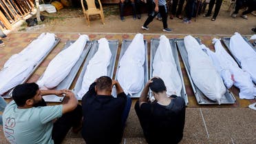 جثث نتيجة القصف الإسرائيلي على قطاع غزة - رويترز