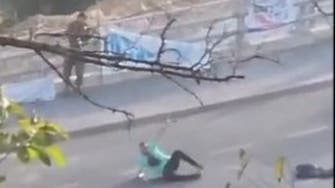 فيديو يثير غضباً بإسرائيل.. الجيش يقتل مستوطناً ظن أنه أحد منفذي عملية القدس