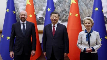 This handout photo taken and released by the European Council Press Service on December 7, 2023 shows China's President Xi Jinping (C) receiving European Commission President Ursula von der Leyen (R) and European Council President Charles Michel ahead of the 24th EU–China Summit in Beijing. (Photo by Dario Pignatelli / EUROPEAN COUNCIL PRESS SERVICE / AFP) 