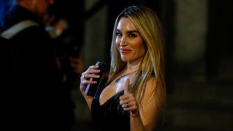 من هي "فاطمة" صديقة رئيس الأرجنتين التي سرقت الأضواء بحفل التنصيب؟