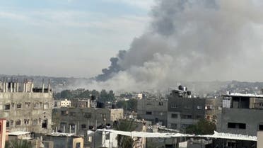 أعمدة الدخان تتصاعد في خان يونس بعد القصف الإسرائيلي #غزة #العربية 