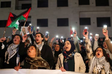 تظاهرات تضامن مع غزة (رويترز)
