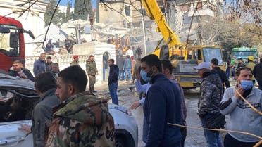 من قصف حي المزة في دمشق - رويترز