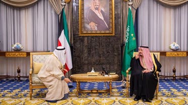 الملك سلمان يستقبل أمير الكويت 