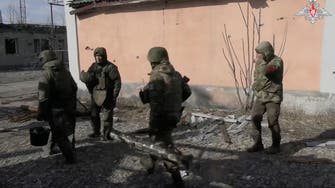 على جبهة أفدييفكا.. الأوكرانيون يخلون القرى وروسيا تسيطر عليها