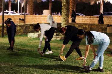 Women exercise during Ramadan at Wadi Namar Dam Park in Riyadh, Saudi Arabia, March 30, 2023. (File photo: Reuters)