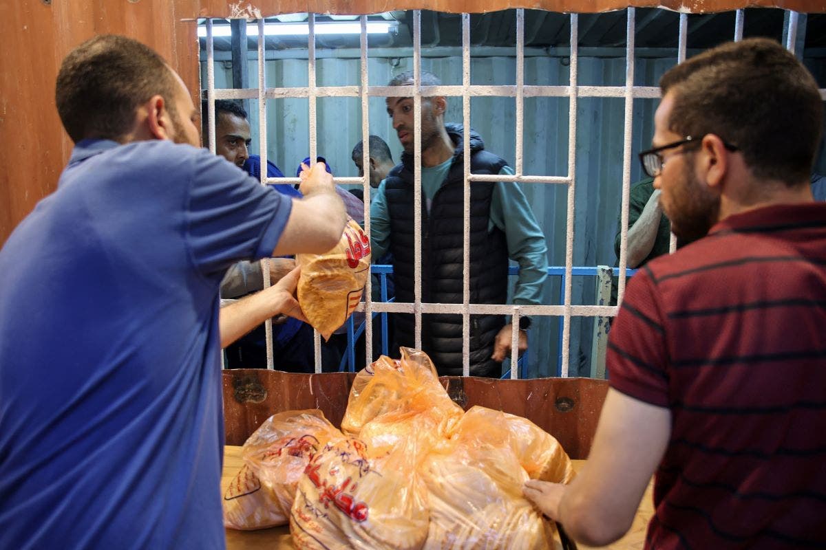 Reopened Bakery In Gaza Offers Hope As Hundreds Line Up For Bread