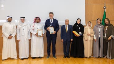 مشاركون في المؤتمر