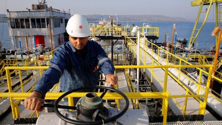Iraq calls for urgent meeting with Kurdistan to resume oil exports