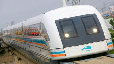 قطار شنغهاي ماجليف وتصل سرعته الى 460 كلم في الساعة