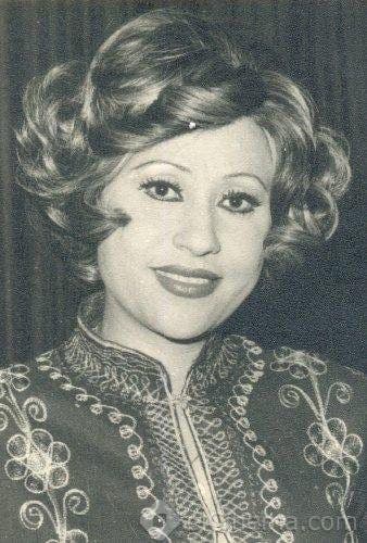 الفنانة آمال رمزي