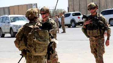 Soldados estadounidenses durante una ceremonia de entrega de la base militar de Taji de las tropas de la coalición liderada por Estados Unidos a las fuerzas de seguridad iraquíes, en la base al norte de Bagdad, Irak, el 23 de agosto de 2020. (Foto de archivo: Reuters)