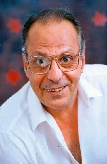 الفنان أسامة عباس
