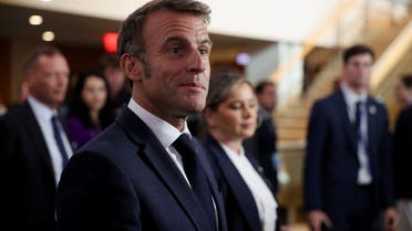 El presidente de Francia, Emmanuel Macron, habla con los medios al margen de la 79ª Asamblea General de las Naciones Unidas en la sede de la ONU en Nueva York, Estados Unidos, el 24 de septiembre de 2024. (Reuters)