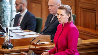 La primera ministra de Dinamarca, Mette Frederiksen, pronuncia un discurso en la apertura del Parlamento danés, en el castillo de Christiansborg, en Copenhague, Dinamarca, el 1 de octubre de 2024. (Reuters)