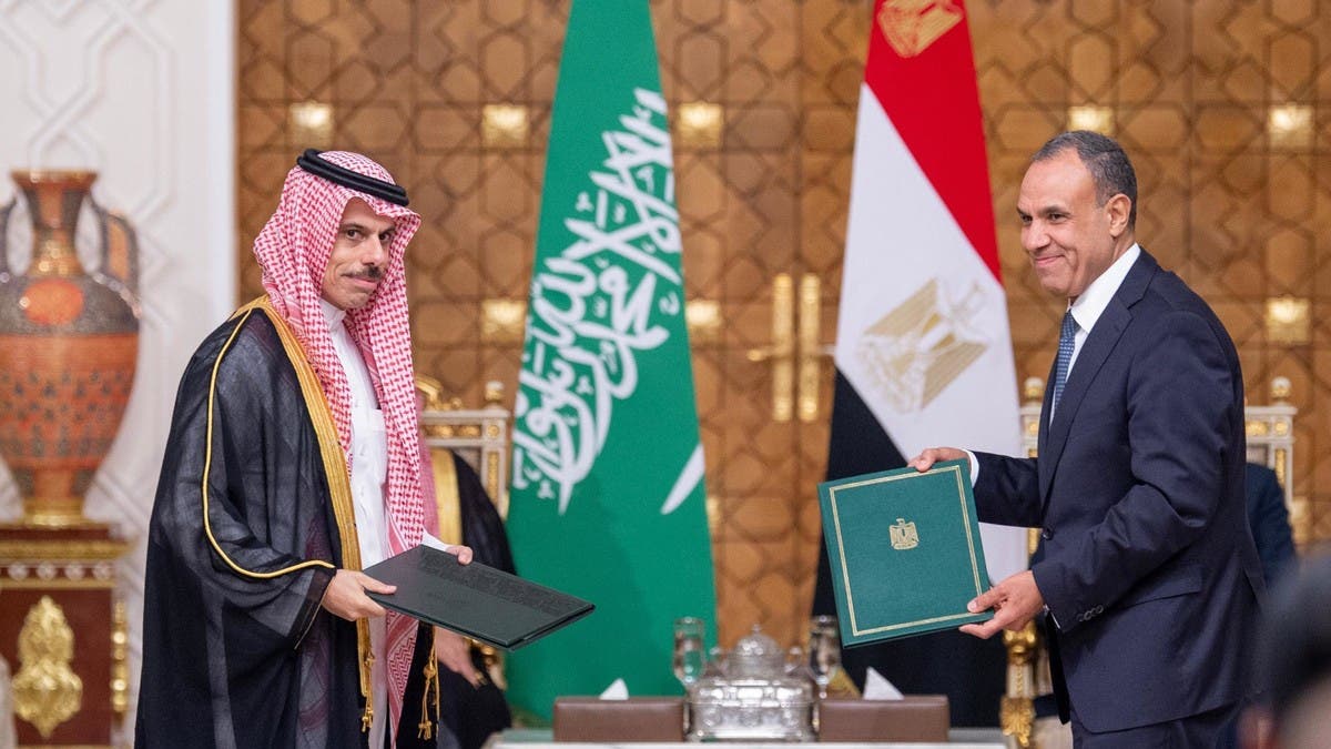السعودية ومصر توقعان اتفاقية تشجيع وحماية الاستثمارات المتبادلة بين البلدين