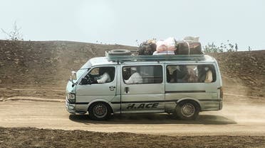 Families flee RSF advances in Sudan's El Gezira state, on Sennar Road in the city of al-Dinder, Sennar state, Sudan, June 12, 2024. REUTERS/ Faiz Abubakr