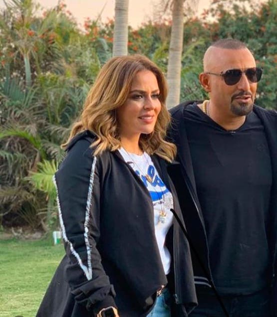 أحمد السقا ينفصل عن زوجته مها الصغير ويكشف التفاصيل