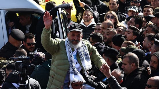 Bus carrying freed Palestinian prisoners arrives in Ramallah