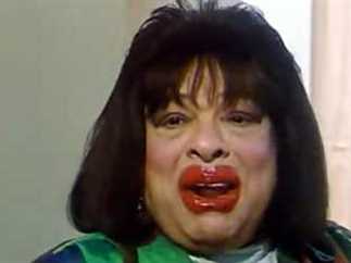 شخصية زكية زكريا يمثلها إبراهيم نصر