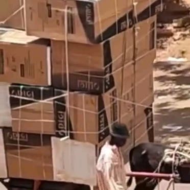 صور انتشرت بين السودانيين على مواقع التواصل لعمليات نهب ممتلكات خاصة 