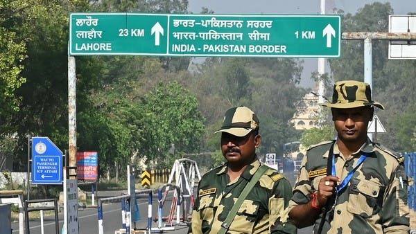 India bans Pakistani channels in social media crackdown 