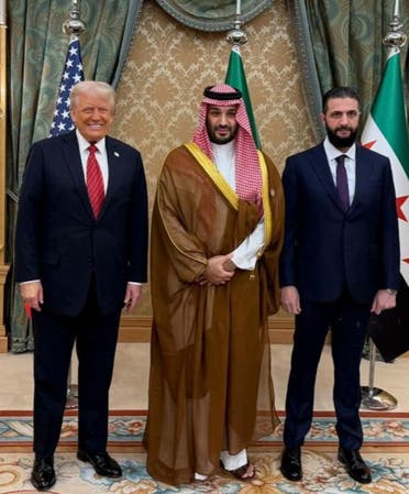 Saudi Crown Prince Mohammed bin Salman along with Syrian President Ahmed al-Sharaa (R) and US President Donald Trump (L). (Saudi Press Agency)