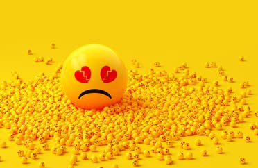 تعبيرية عن التعاسة أو القلب المكسور - آيستوك
