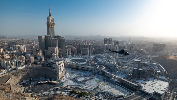 إجراءات انتقامية؟ مصر تنقل دعاة مشهورين بعد سفرهم للحج دون تصريح