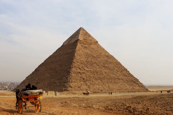 هرم خفرع (صورة من فرانس برس بتاريخ 25 فبراير 2025)