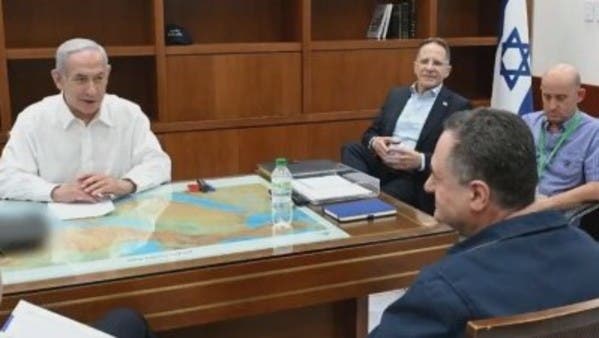 صورة لنتنياهو مع كاتس خلال ”إدارة الضربات على إيران”