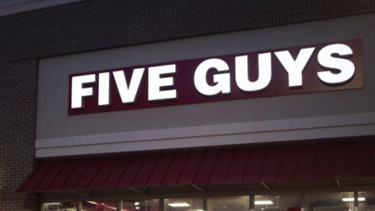 "أمريكانا " تدرس الاستحواذ على "Cravia" مشغلة مطاعم "Five Guys" 