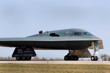 القاذفة الأميركية B-2 Spirit التي تحمل قنابل خارقة للتحصينات (رويترز)