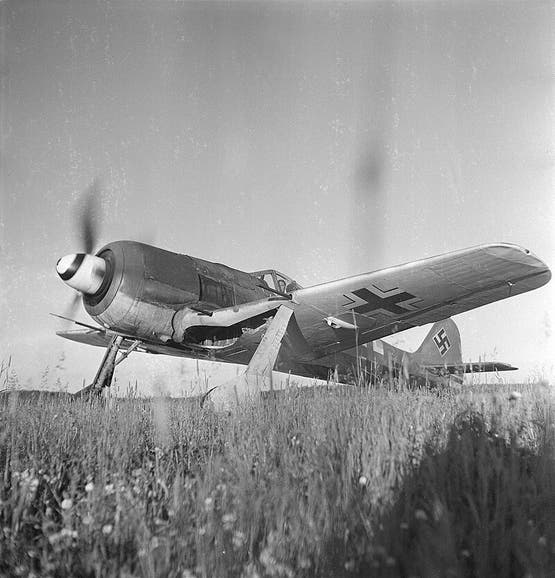 طائرة فوكه وولف فو 190 عام 1944