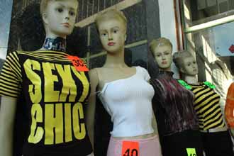 UAE emirate bans mannequins from shops
