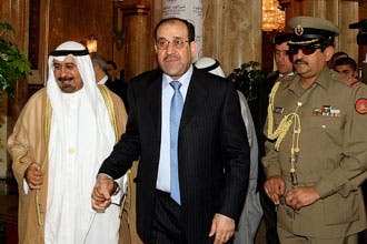 المالكي يطلب من "مؤتمر الجوار" شطب ديون العراق وإعادة السفارات