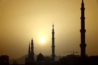 غرة رمضان الاثنين في السعودية ومصر والإمارات وقطر واليمن