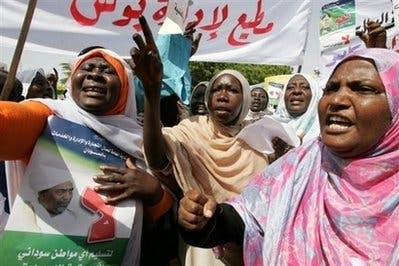 Politics inspires fashion for Sudanese women