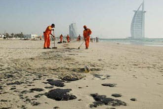 'Smelly sewage' threatens Dubai's clean image