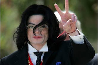 Bahraini prince sues Michael Jackson in UK