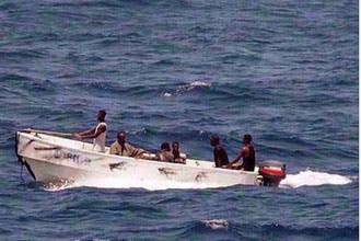 الفيصل يؤكد أن ملاك الناقلة السعودية المخطوفة يفاوضون حول فدية